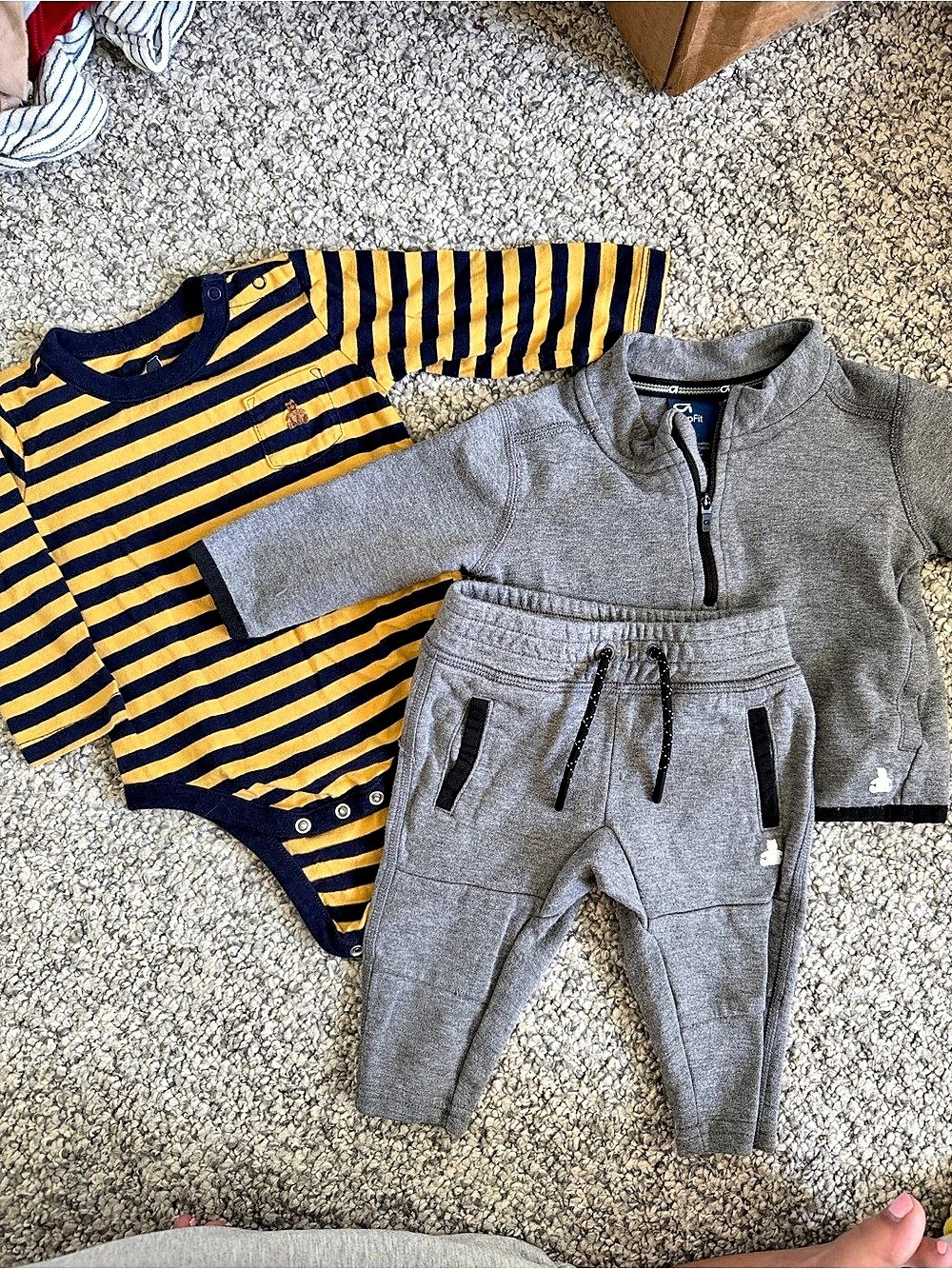 Gap baby 6-9 month bundle